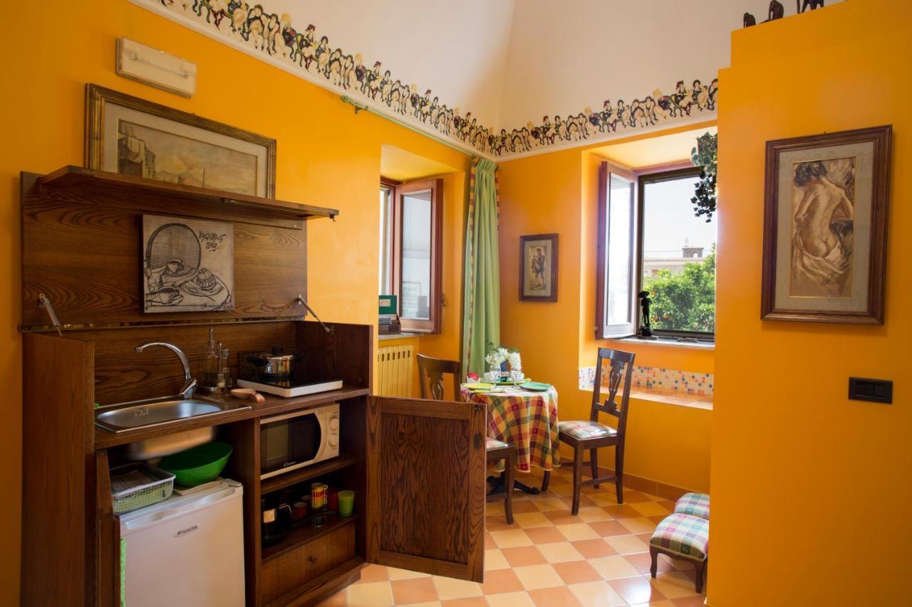 Orchid Corner Guesthouse Meta Bagian luar foto