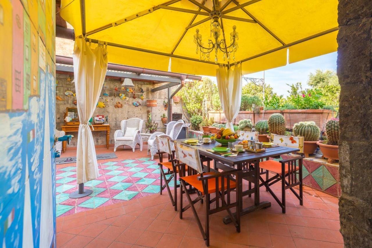 Orchid Corner Guesthouse Meta Bagian luar foto